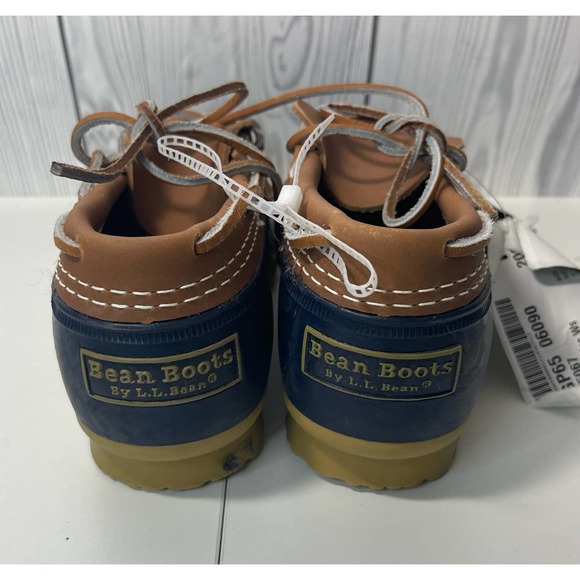 L.L. BEAN WOMEN'S BEAN BOOTS, RUBBER MOC Size 9 Wide - Picture 4 of 6